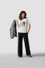 WHITE GRAPHIC T SHIRT