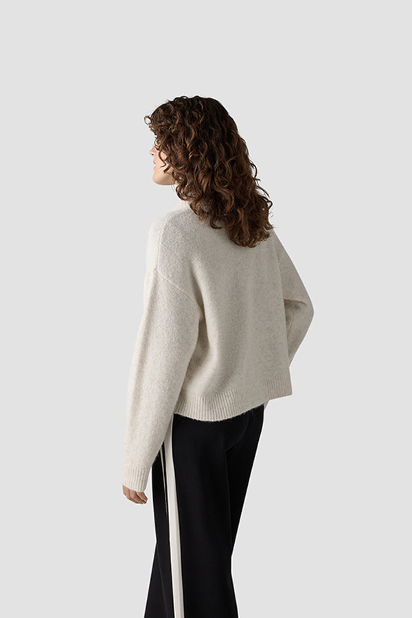 CREAM V NECK BUTTON UP KNIT CARDIGAN