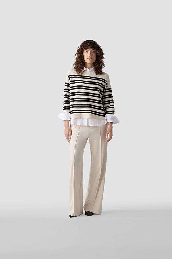 BLACK WHITE STRIPED SWEATER