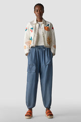 EMBROIDERY DETAIL RIPP TOP