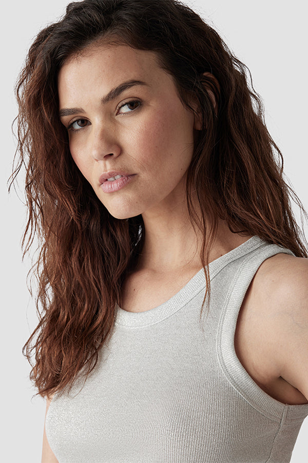 SHINY EFFECT SILVER RIBBED TOP