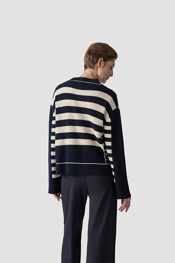 NAVY BEIGE STRIPED CARDIGAN