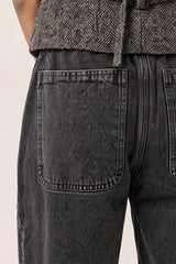 LOOSE FIT CARGO JEANS