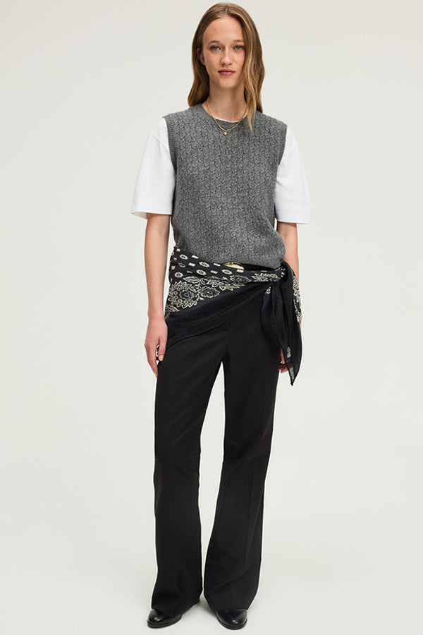 ELWINNA CABLE WOOL SLEEVELESS SWEATER