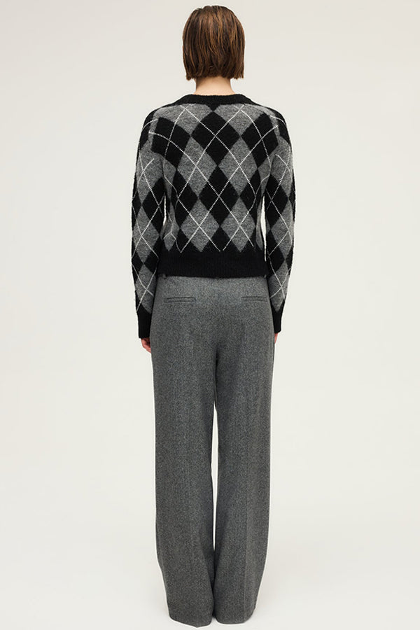 ELEANA CONTRASTING DIAMOND PATTERNS ROUND NECK SWEATER