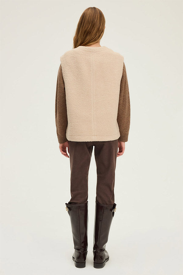 NOEMI SLEEVELESS WOOL VEST