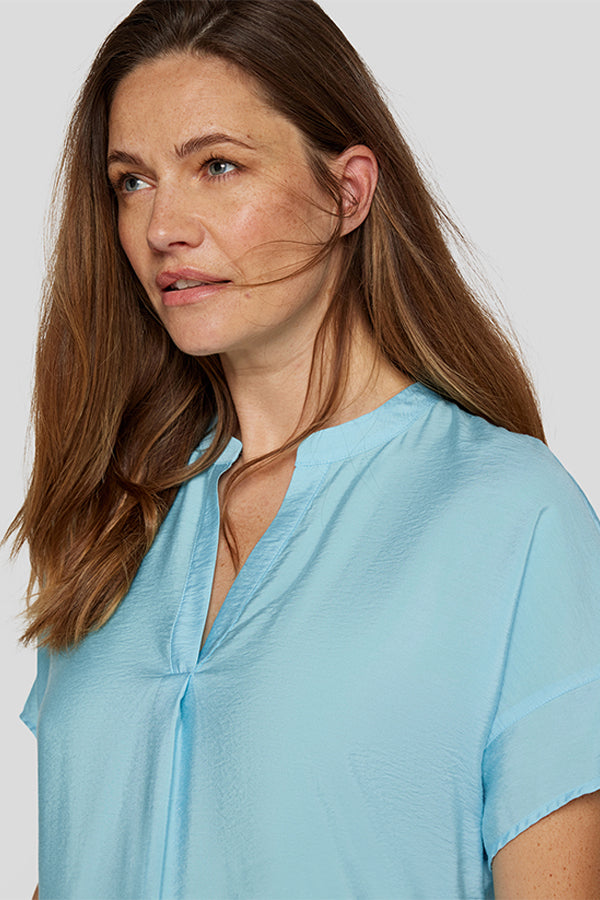 POWDER BLUE BASIC T-SHIRT