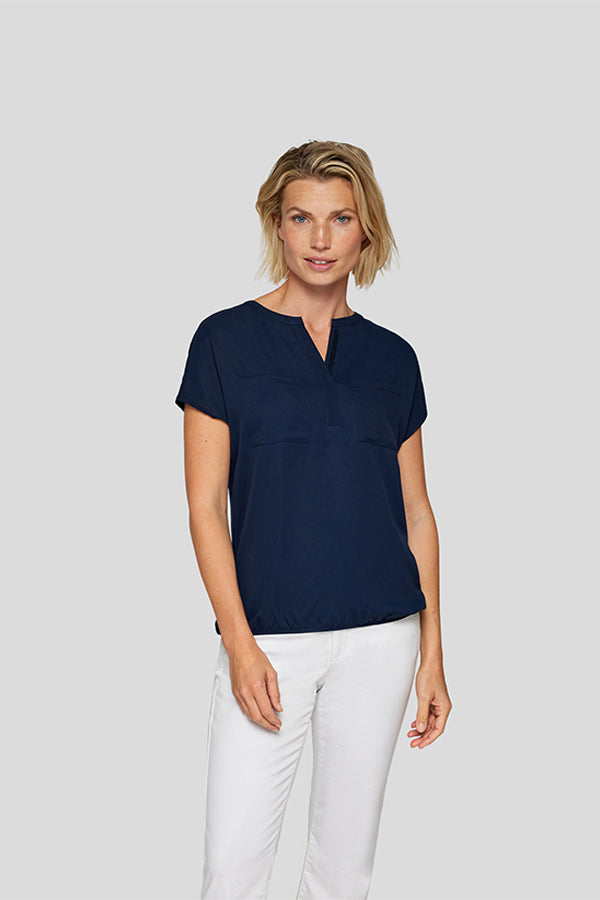 NAVY SEQUINNED BASIC T-SHIRT