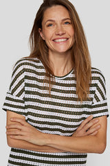 TEXTURED STRIPED T-SHIRT