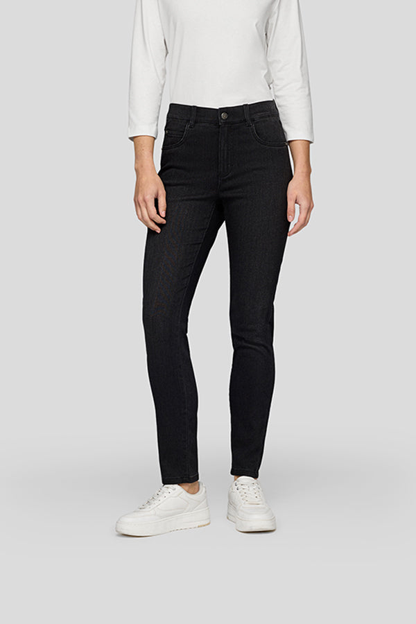 BLACK CLASSIC DENIM JEANS