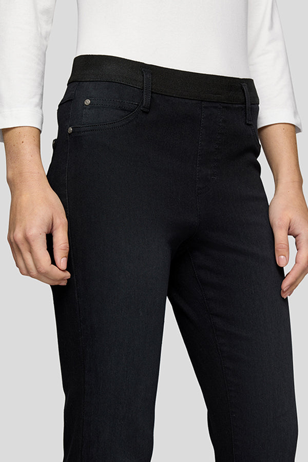 BLACK CLASSIC BELT LOOPS STRAIGHT LEG DENIM JEANS
