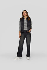 BLACK QUILTED ZIPPER VEST