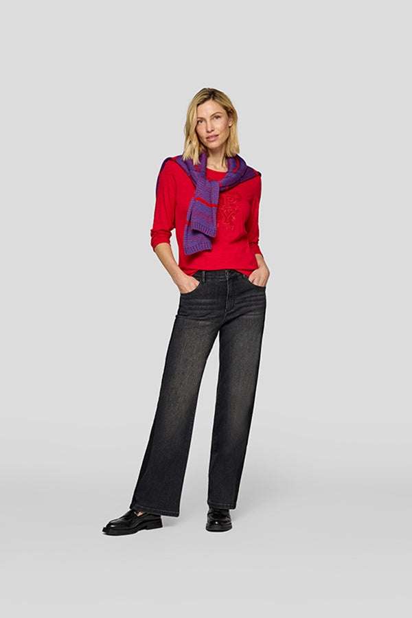 RED FRONT GRAPHIC DESIGN LONG SLEEVE SHIRT