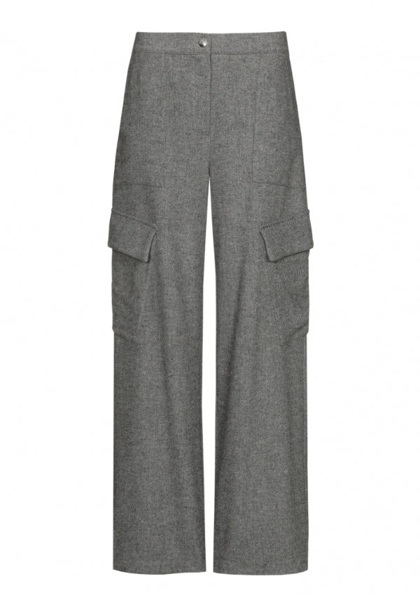 COMFORTABLE TWEED CARGO TROUSERS