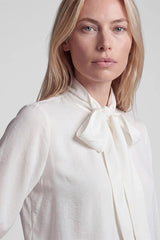 PUSSY-BOW COLLAR BLOUSE