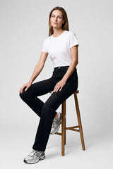 BLACK STRAIGHT-LEG JEANS