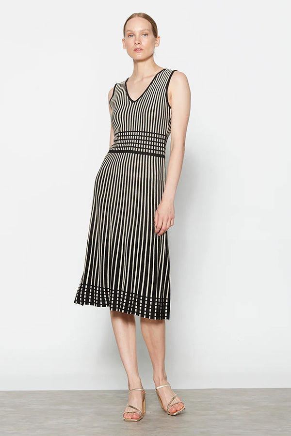 TWO-TONE JACQUARD V-NECK SLEEVELESS DRESS