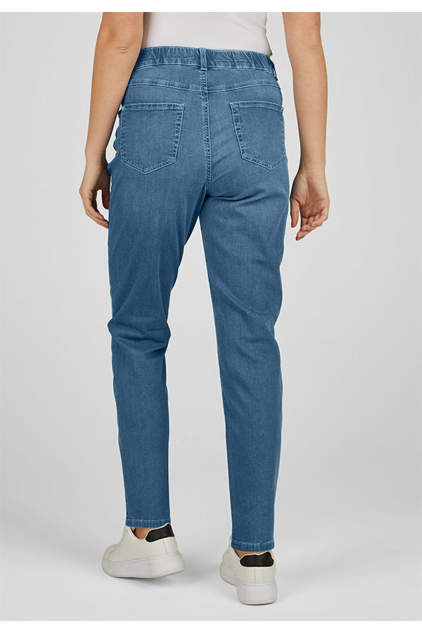 LIGHT DENIM MOM-FIT JEANS