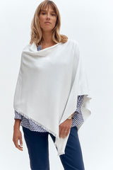 GIRLYFRANGES OFF WHITE PONCHO