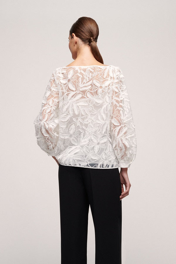 BERMUDA BOATNECK LACE BLOUSE