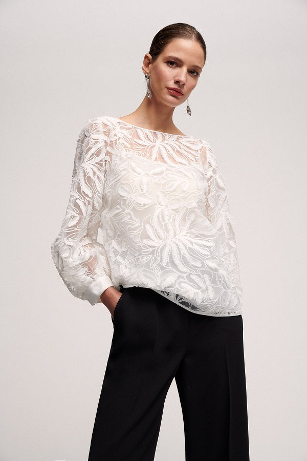 BERMUDA BOATNECK LACE BLOUSE