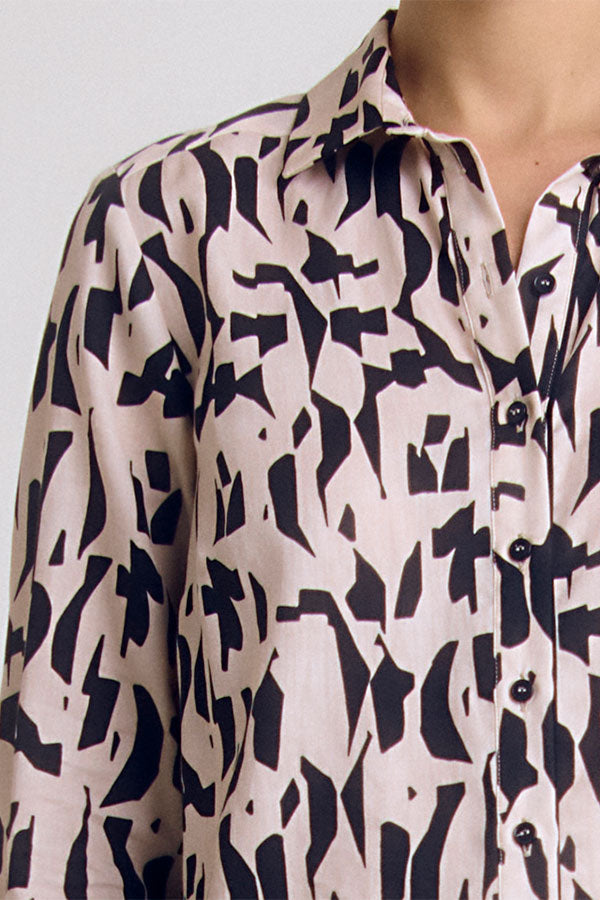 CAMEL TWO TONE GEOMETRIC PRINT SHIRT