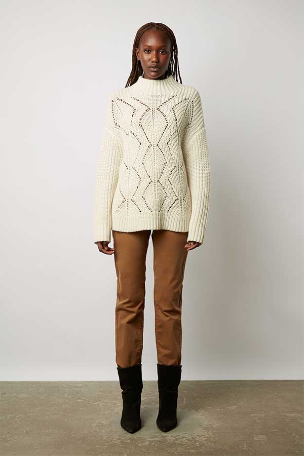 LAURELIA STAND UP COLLAR TWISTED SWEATER