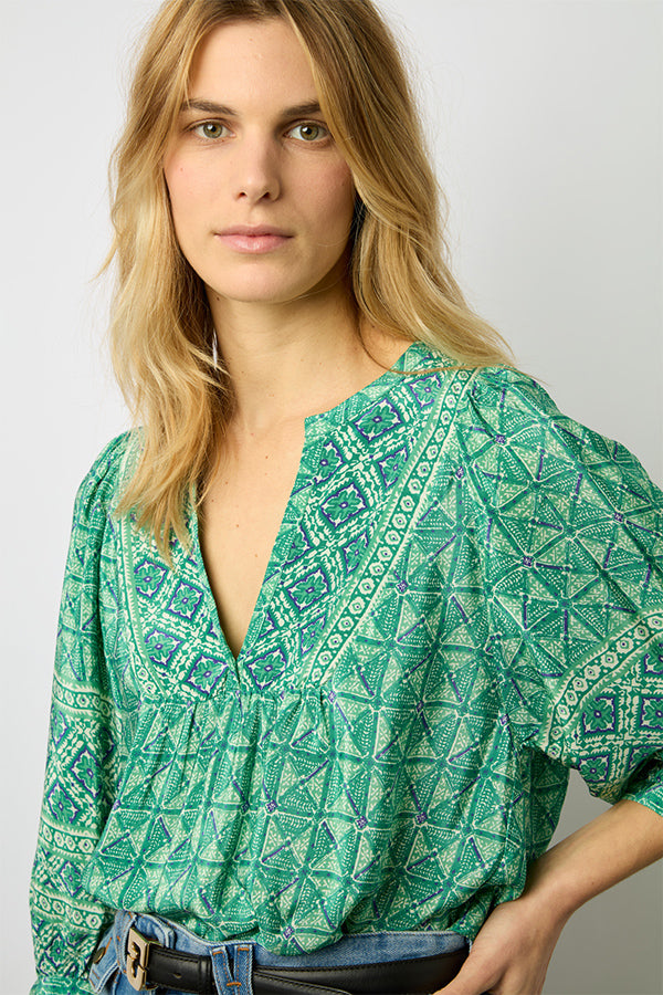 ARLEN SOFT GREEN PRINTED BLOUSE