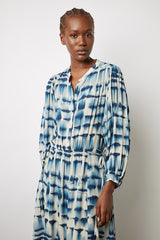 ELLYA BLUE TIE-DYE PRINT MIDI DRESS