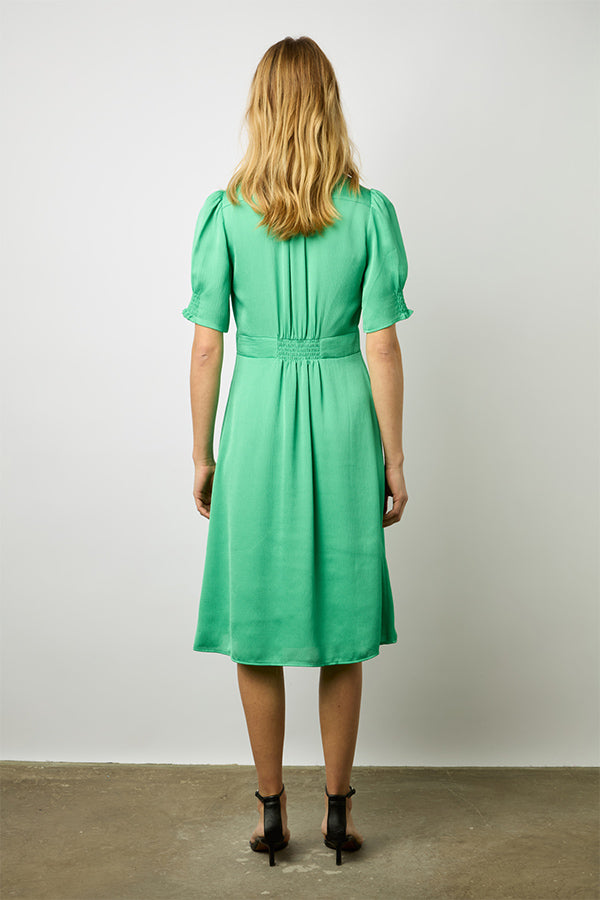 ELONIE GREEN SMOCKED WAISTED MIDI DRESS