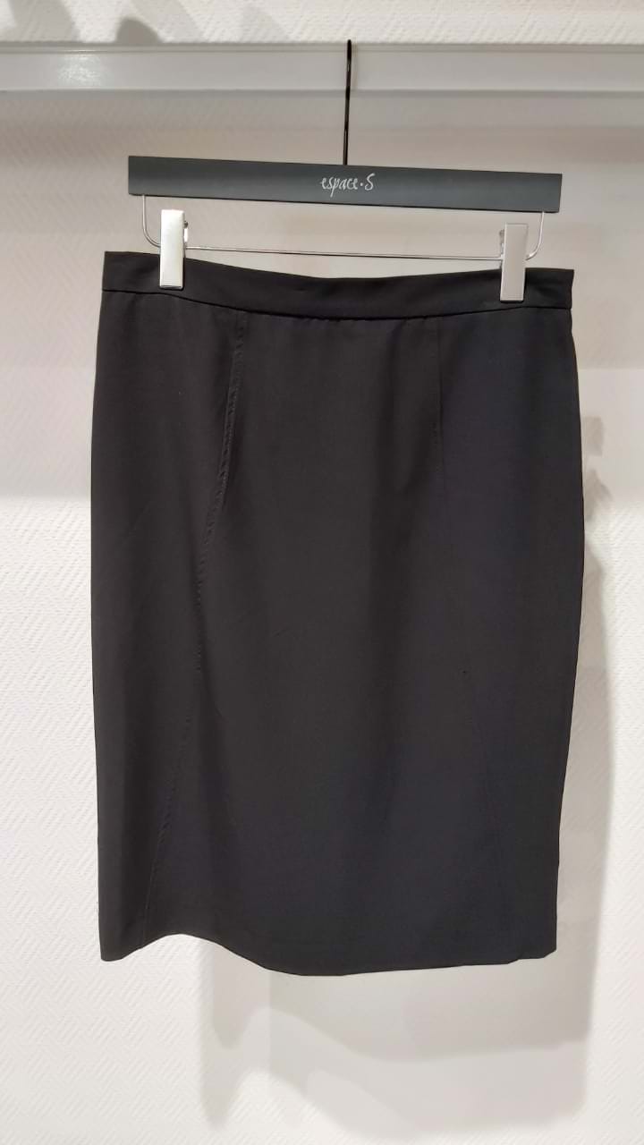 STRAIGHT CUT SKIRT